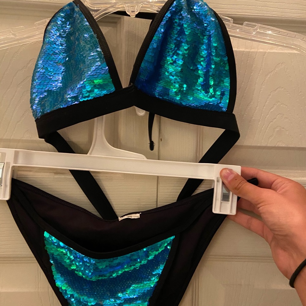 Blue sequin bikini 💙
